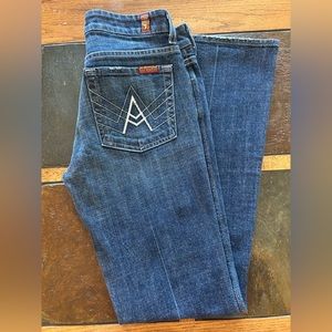 7 For All Mankind Jeans// Size 27//32” inseam
